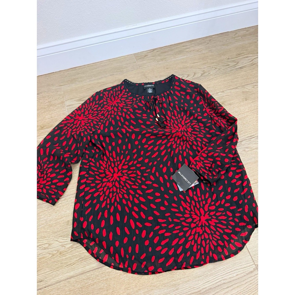 Liz Claiborne Women's Black/Red Geometric Chiffon Tie Neck Blouse M